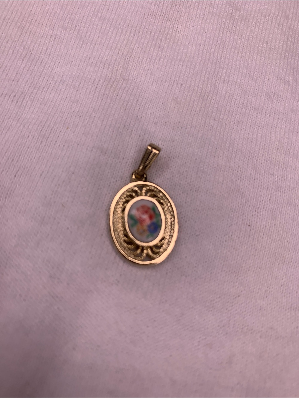 Sarah Coventry Gold-Tone Floral Oval Pendant Charm